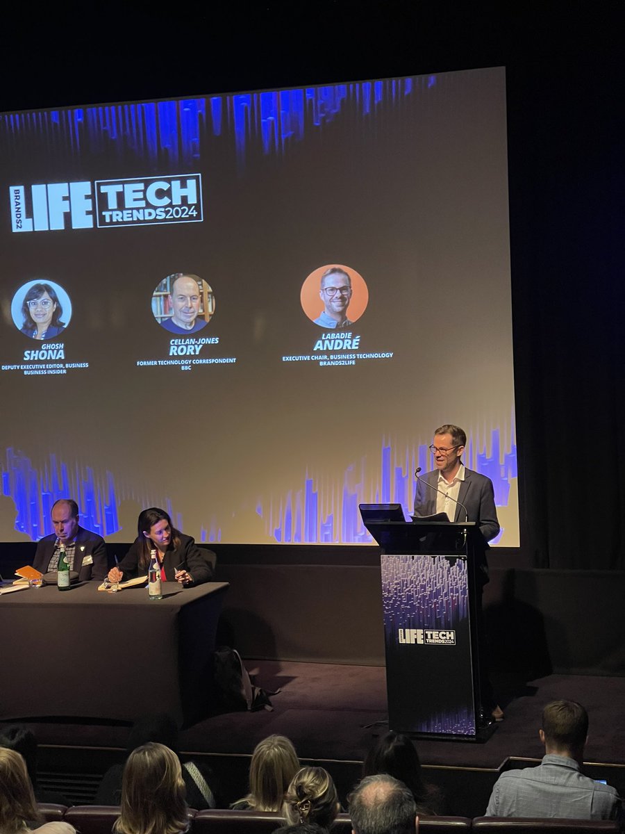 The ever brilliant <a href="/AndreLabadie/">Andre Labadie</a> kicks off this years #techtrends, with the wise words “comms continues to be a positive beacon for change”