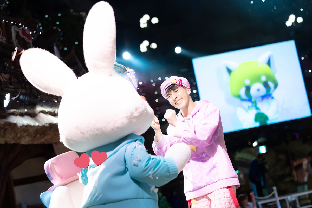 rima_084's tweet photo. ピューロアンバサダープログラムイベント｢春のピューロランド学園祭｣先行お披露目会に参加させていただきました。
#ピューロ学園
#ピューロアンバサダー
キャラちゃんとダンサーさんの仲良しな瞬間がたくさん見れて癒されました。衣装もかわいいがたくさん詰まってるのでよくよく見てください！ https://t.co/Ym6yfkvMYo