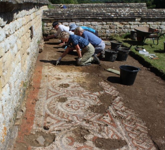 Another shot of Britain's only known 5th century mosaic during excavations a few years ago. Remember to tune in to BB2 tonight at 20h00 to hear more about how the discovery is changing the way we see the end of Roman Britain.
#mosaic #archaeology #RomanBritain #romanvilla
