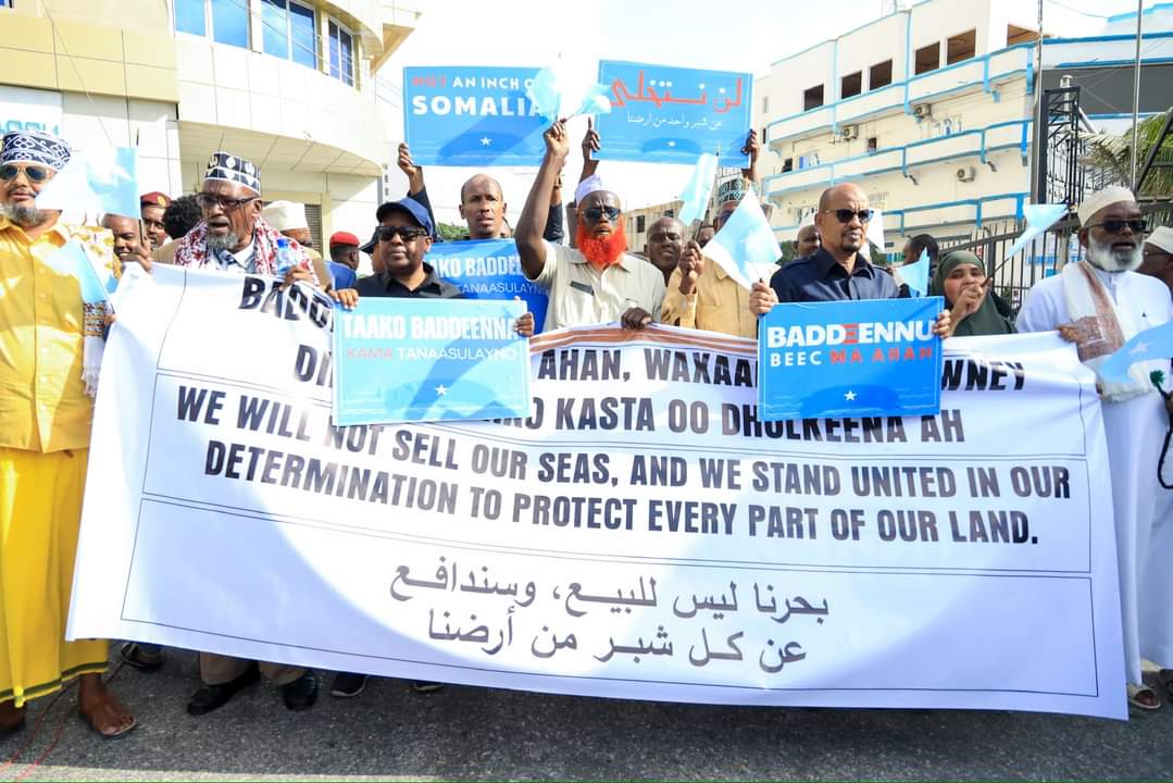 YasinMowlid's tweet photo. The MOU which the Ethiopian government has signed with the breakaway region of Somalia will likely cause conflict in the already fragile of the horn of Africa.
#Ourseaisnotforsale https://t.co/23SVrU83dd