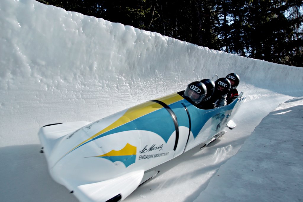 MySwitzerland_i's tweet photo. Durante il #weekend avrร luogo la Coppa del Mondo di bob e skeleton 2024 a #Celerina!
La pista olimpica di bob St. Moritz - Celerina non รจ solo la piรน antica pista di bob, ma anche l'unica pista naturale di bob su ghiaccio al mondo! ๐จ๐ญ๐ท
#svizzera #eventi #news #coppadelmondo https://t.co/icMOKhoHec