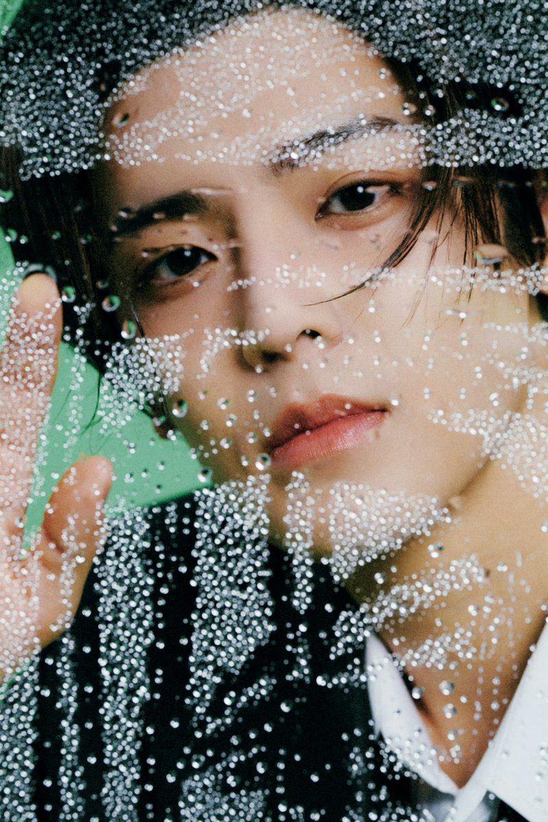 dramapotatoe's tweet photo. #HouMinghao’s studio shares new pics + photoshoot vid for his 8th debut anniversary 

More - https://t.co/8EhZeJO7MY https://t.co/8rE4NhX8jT