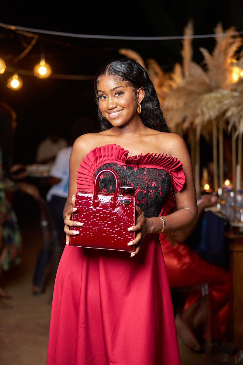 LakeClubGh's tweet photo. Thank you to @DanielDiyepriye, the first African Luxury Fashion, for sponsorship our product giveaway #brandpartnerships https://t.co/GKlnFsESxy