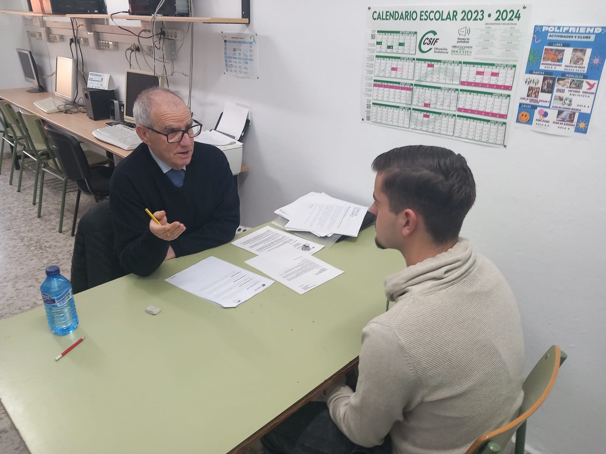 IESJesusMarin's tweet photo. 🧮 DPTO. ADMINISTRACIÓN | Ayer por la mañana tuvieron lugar las entrevistas al alumnado de nuestra #FPDual de #GestionAdministrativa de la mano de los expertos de #SECOT.
👏🏻 Una vez más, MUCHAS GRACIAS por vuestra labor incansable para con nuestro #alumnado.

#EquipoPolitecnico https://t.co/xt7NjWfIIN