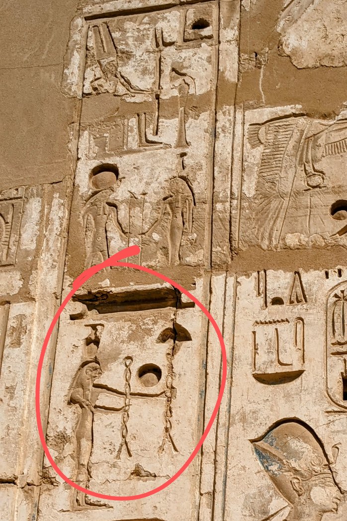 #Throwback to last month at the temple of Ramesses III at Medinet Habu &amp; admiring the #hieroglyphic wordplay in the writing of the name of the temple: [Ram III] United-with-Cyclical-Eternity (Khenmet-Neheh). Look at the female personification of 'united' holding 'eternity'! 🤩