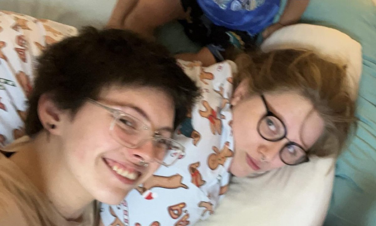 snapeisshook tweet picture