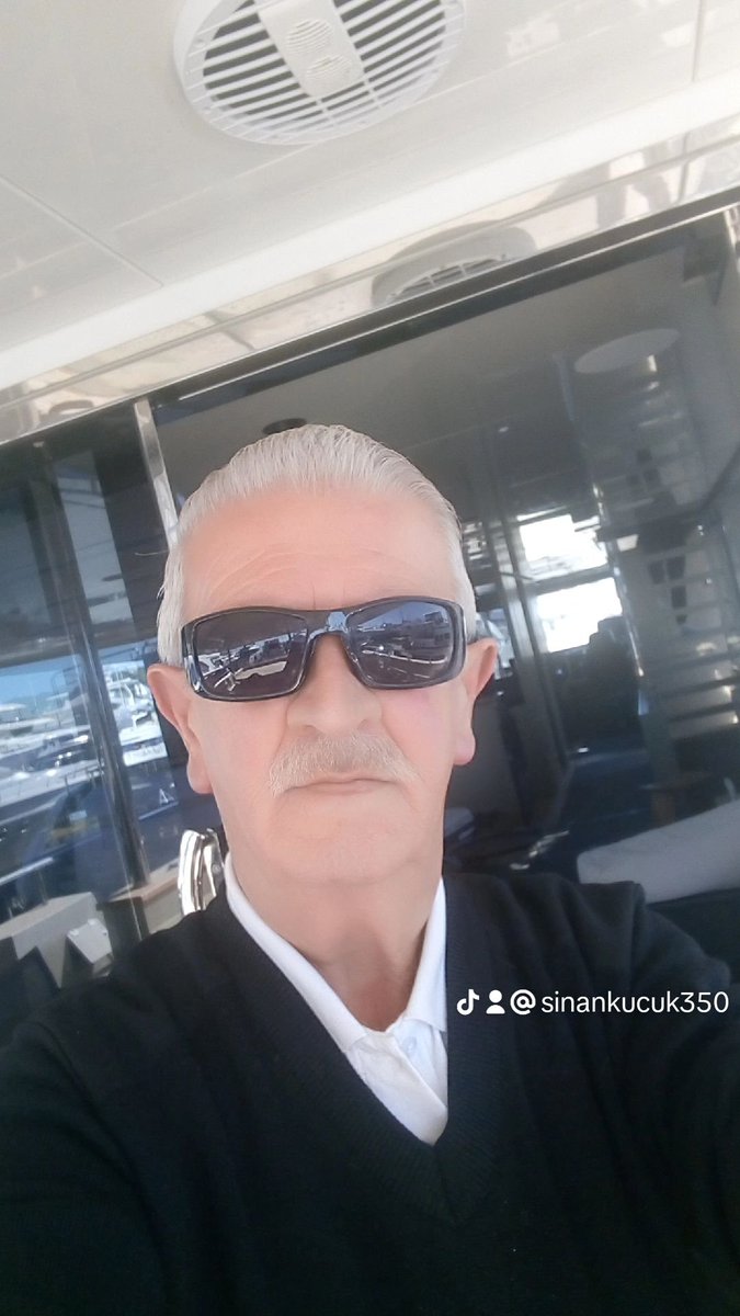 SinanKucuk17's tweet photo. @ebruemrecift2 https://t.co/q9uCagrIJx
