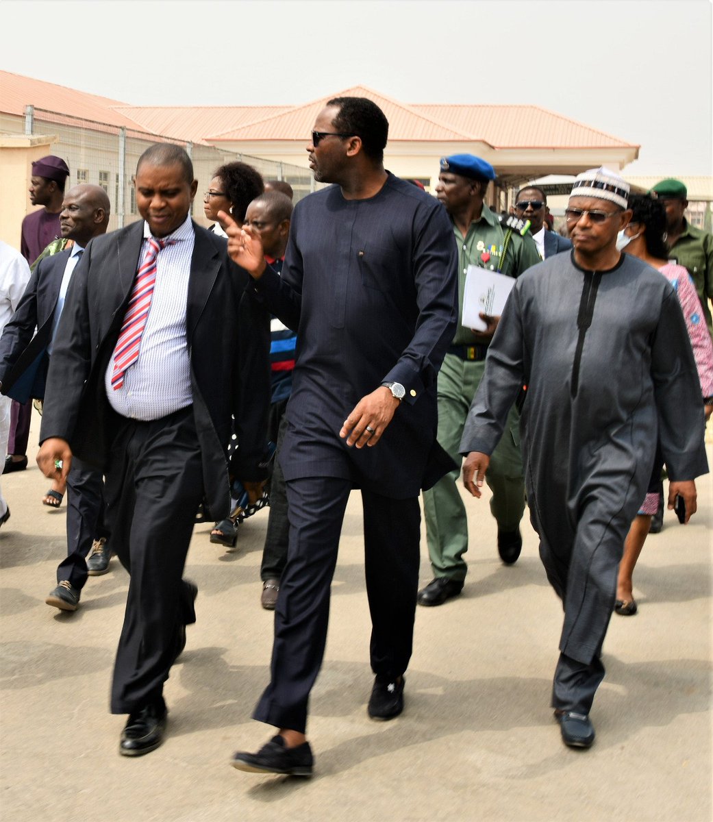 T_o_adigun's tweet photo. Mr. @TundeIrukera is humble and committed to serving Nigerians. He worked tirelessly towards promoting economic growth, protecting consumers' rights, and ensuring that Nigeria remains a fair and just society for all its citizens.
#NigeriansWantIrukera https://t.co/ydn3NQOUAS
