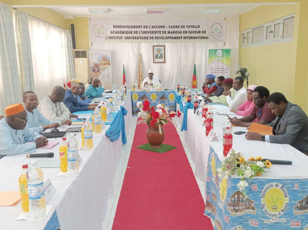idrissoualioum's tweet photo. Renouvellement de l'Accord Cadre de tutelle académique, le mercredi 10 janvier 2024, de l'Université de Maroua en faveur de l'Institut Universitaire du Développement International (IUDI) basé à Mokolo. Du côté de #UMa, la FALSH, la FSEG et l'ENS en sont les acteurs opérationnels. https://t.co/pFrHfC3A3s