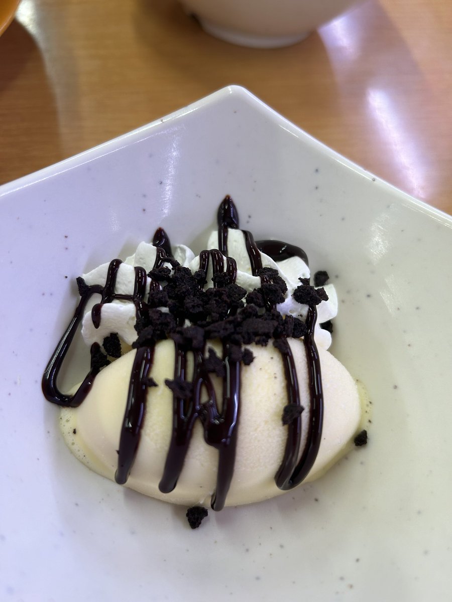mmm2525_hj's tweet photo. お久しぶりです！！
ダブルアイスとは…？？ https://t.co/4PisWGyukR