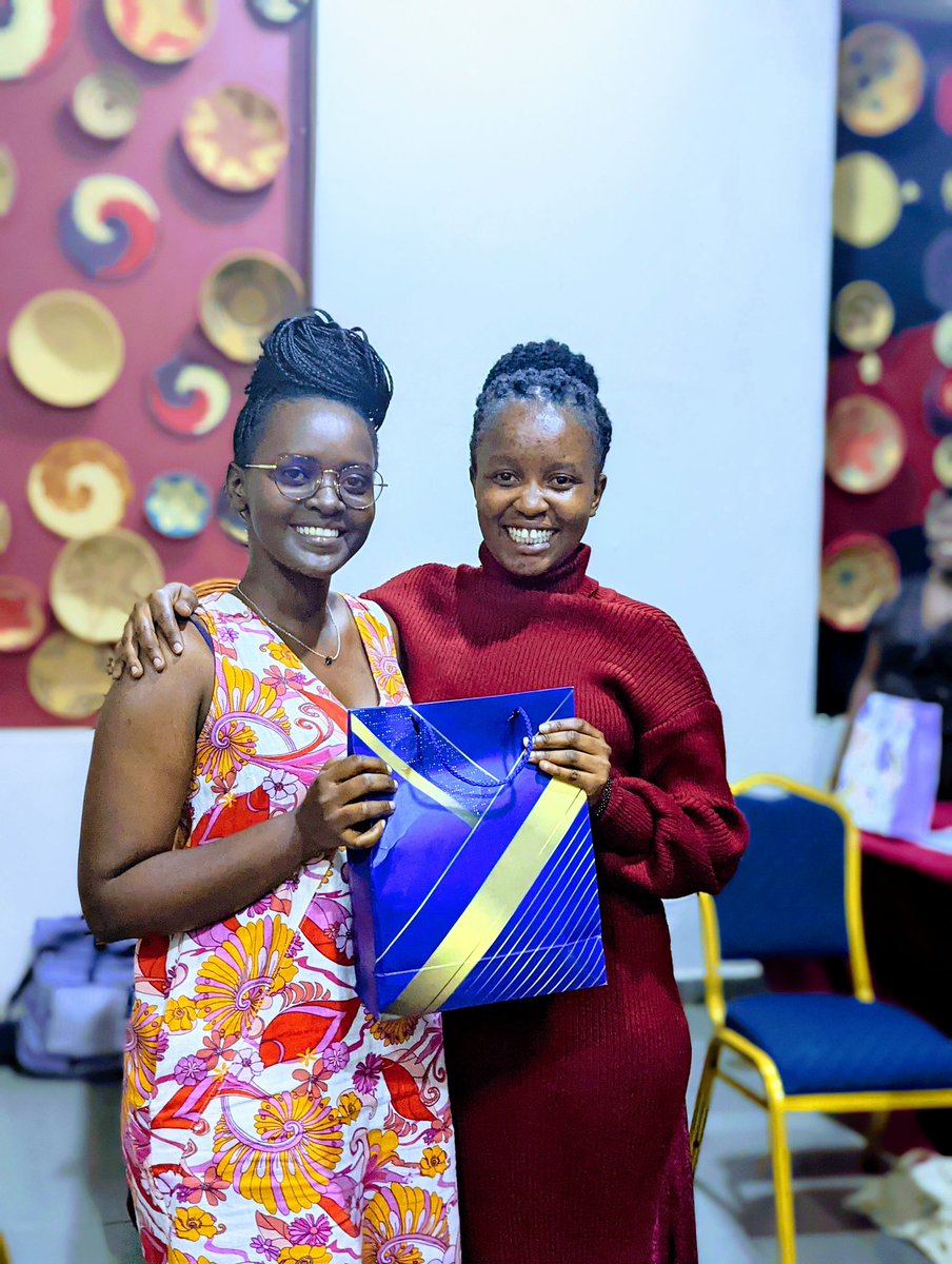 impanuro's tweet photo. . This act of #GiftGiving served as a powerful symbol of our team's unwavering commitment to fostering strong relationships, the very foundation upon which our organization's continued growth and development rests. https://t.co/dJ8hg2VhMt