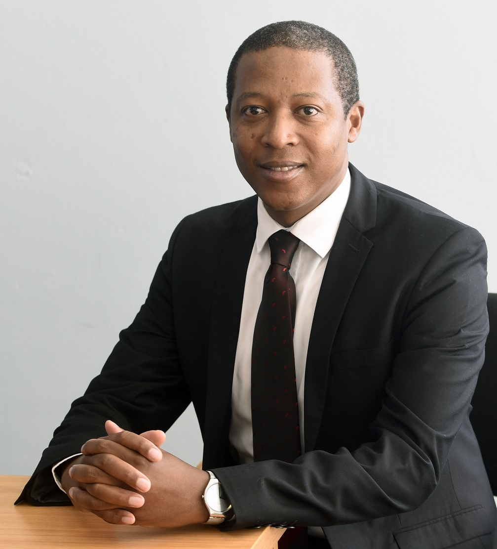 The SAMRC is thrilled to announce the appointment of Prof Ntobeko Ntusi as its new President &amp; CEO, effective 1 July 2024. Prof Ntusi will succeed the esteemed Prof Glenda Gray, who has been the SAMRC President for the past ten years. samrc.ac.za/press-releases…