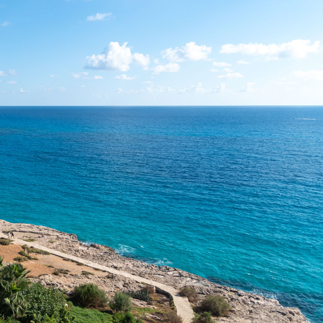 Bask in the majestic beauty of endless horizons, where the sea meets the sky in a breathtaking dance 💙

Your private oasis awaits at our Mediterranean Suite.

bit.ly/3uyAD0n

#GrecianSands #GrecianHotels #Cyprus #Vacation