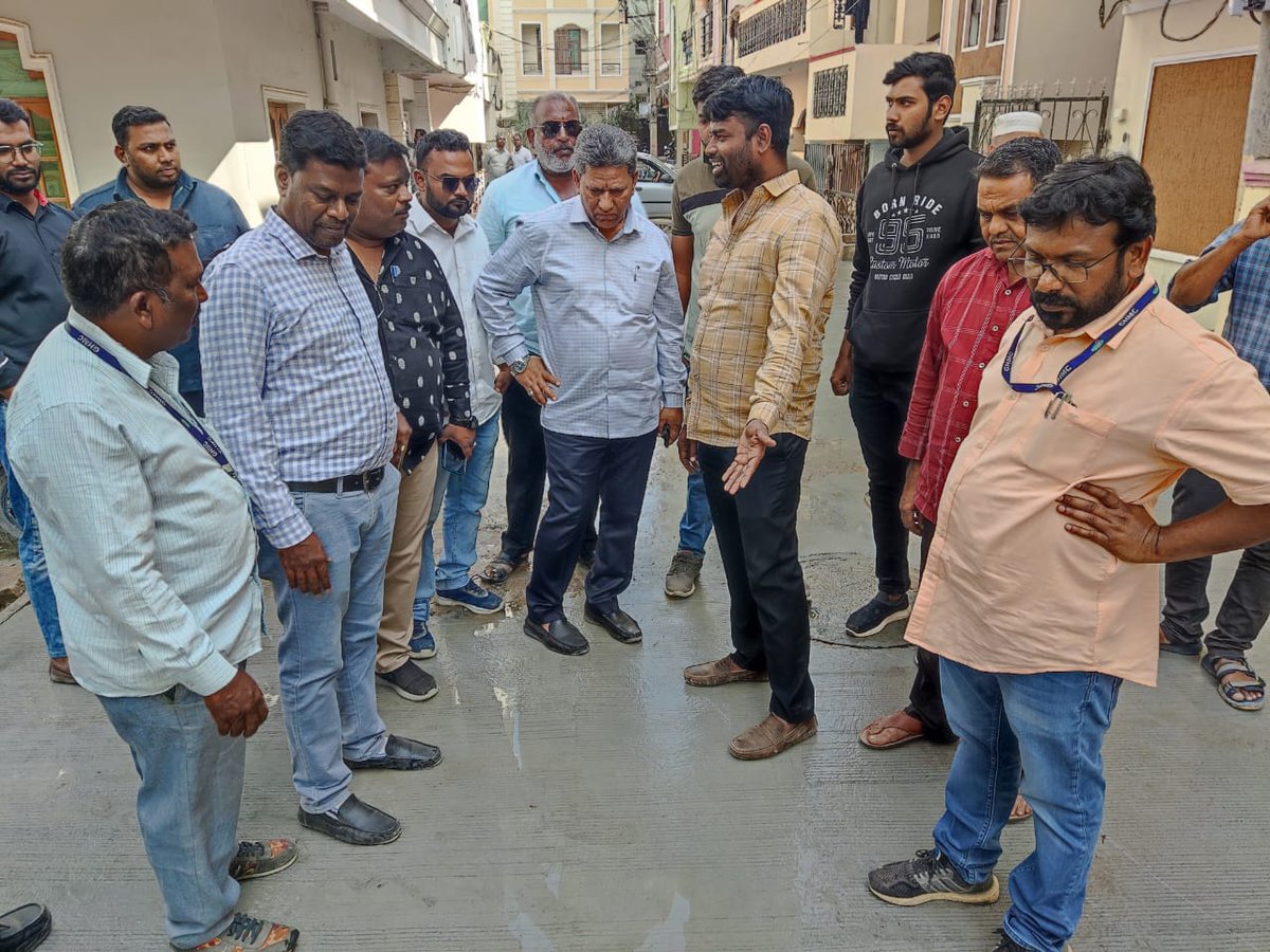 aimim_karwan1's tweet photo. Inspected Ongoing Laying Of VDCC Roads And Sewerage Lines Under Golconda Division In Karwan Constituency !!!

On The Instructions Of AIMIM President Barrister @asadowaisi Sahab Today AIMIM Karwan MLA @kausarmohiuddin Sahab Along With GHMC Dy EE Visited Ahmed Colony And Inspected Ongoing Laying Of VDCC Roads, And Sewerage Lines, During This Inspection MLA Sahab Accompanied By AIMIM Party Corporator's And AIMIM Primary Unit President And Active Workers Were Present.