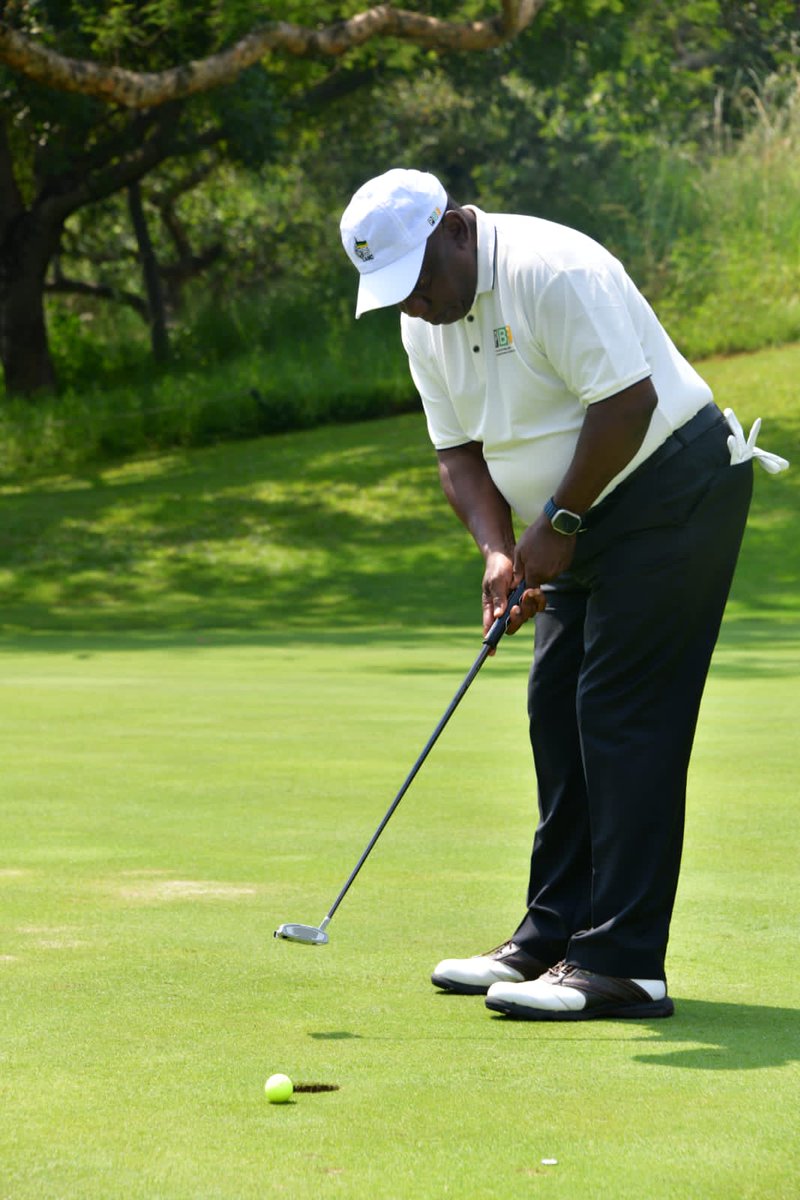 MYANC's tweet image. ANC President Cyril Ramaphosa teeing off earlier today at the Annual Progressive Business Forum Presidential Golf Day at the Mbombela Golf Course in Mpumalanga Province.
#ANC112 #RegisterToVoteANC