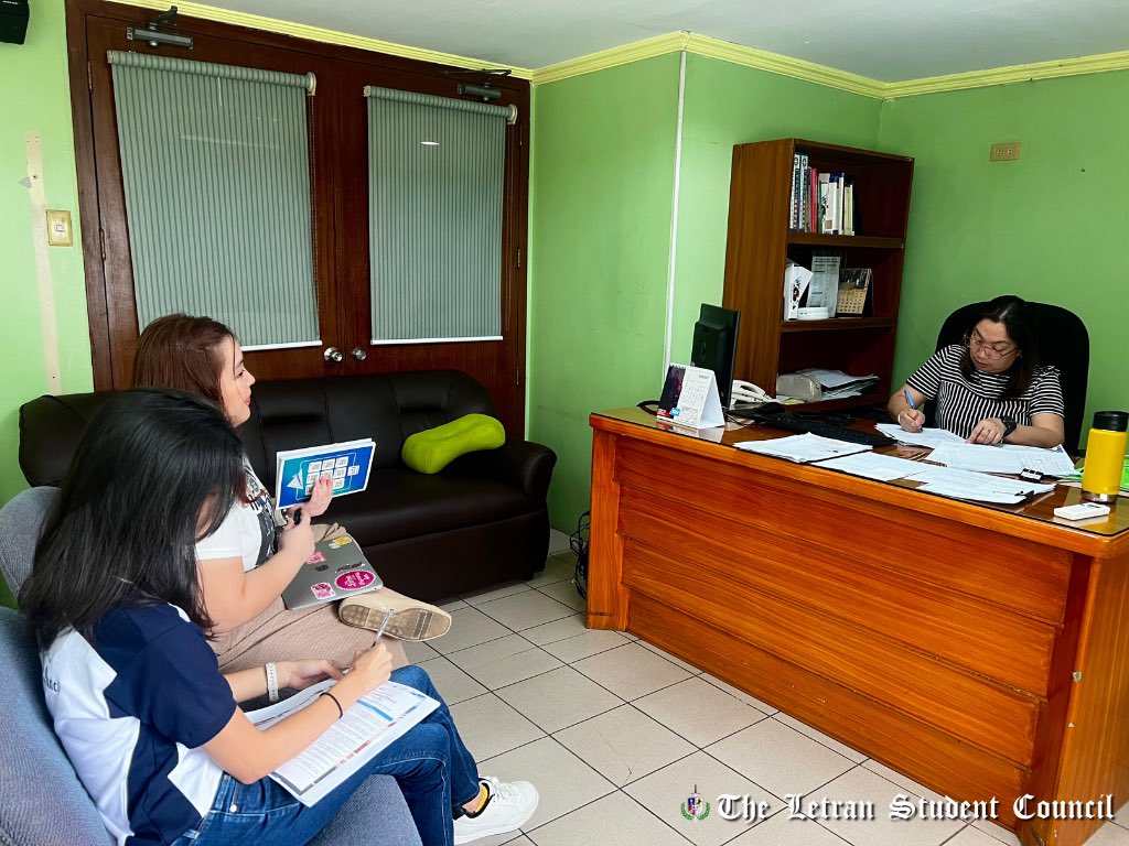 LetranSCManila's tweet photo. 𝐄𝐀𝐑𝐋𝐈𝐄𝐑: The Letran Student Council engaged in a constructive dialogue with the Department of Student Affairs today, January 11, 2024, to address and discuss the concerns and suggestions voiced during TINDIG: A Student Forum &amp; Advocacy Network.

#KaakibatSaBagongSimula https://t.co/pCX7u9STcf