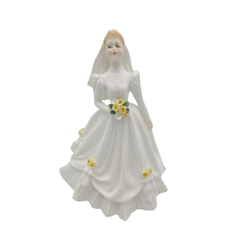 Royal Doulton HN 3284 'Bride' in a white dress with yellow roses. Perfect for a wedding gift or bridal shower!
#weddinggifts #bridalshower #wedding #bride #royaldoulton #collectiblefigurines 
pftpantiquesales.etsy.com
pftpantiquesales.etsy.com/listing/165385…