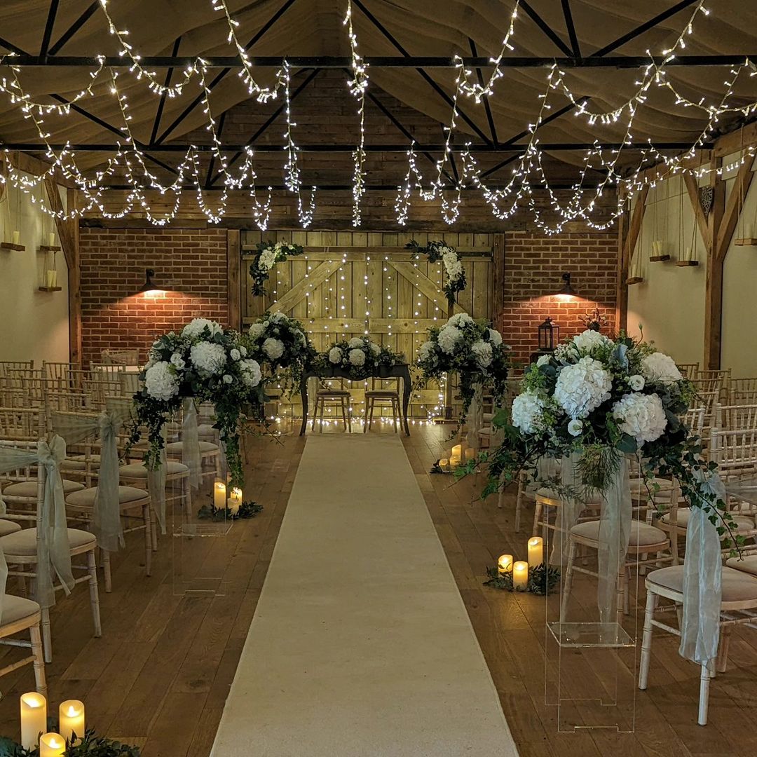 allmanorofevent's tweet photo. Looking for some new year wedding inspiration? Breathtaking decor by
The Venue Dresser Ipswich. From elegant chair covers
to stunning centrepieces, every detail was perfection.
💕 #WeddingVibes #beautifuldecorstyles 💐 Emmas Florist https://t.co/XoLHaXe1vJ