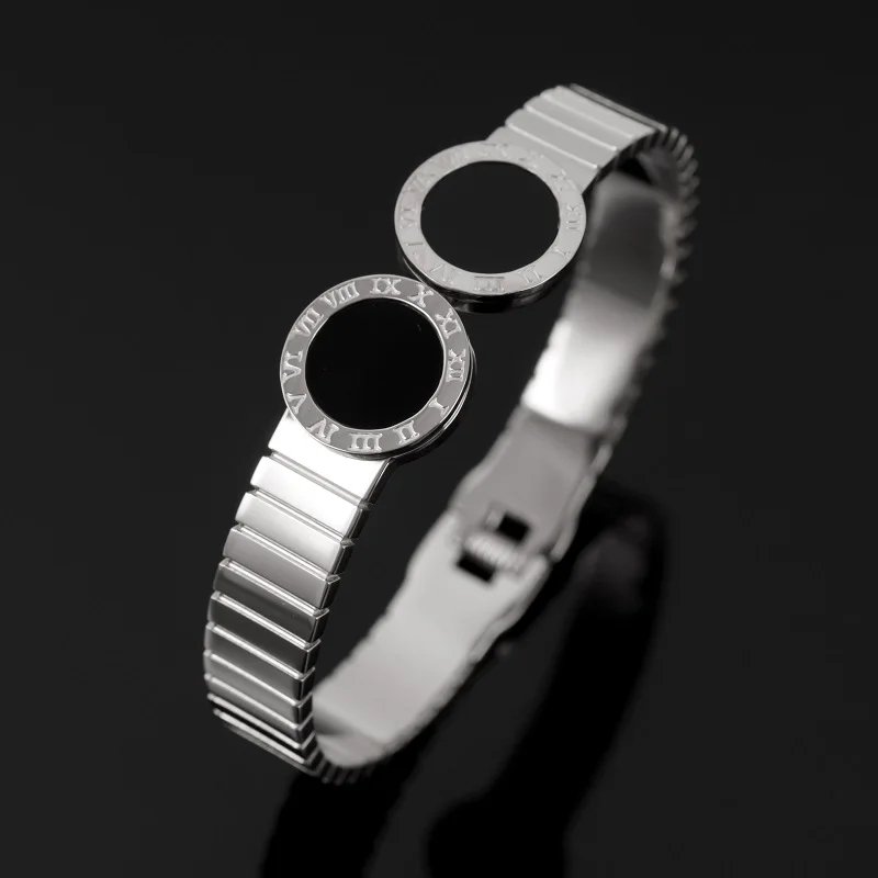 Allday_sparkle's tweet photo. Stainless steel bracelets available for pickup or delivery 
N4500 only
To order, 👇
https://t.co/etYfQytAzR

https://t.co/Y2nRxO8R8b https://t.co/dEwtblbNSS