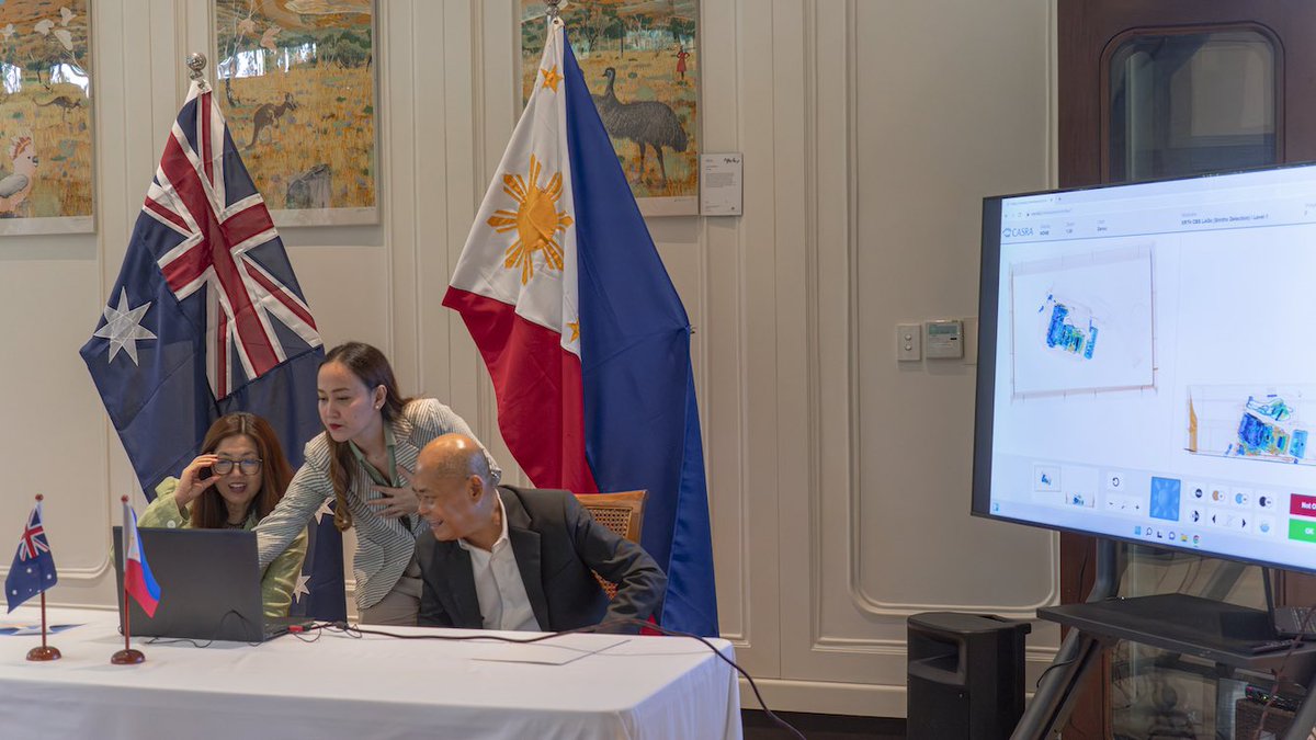 AusAmbPH's tweet photo. Working with trusted partners is essential in achieving critical infrastructure security, including aviation security. As part of our 🇦🇺🇵🇭 longstanding collaboration, I turned over 5 XRT software and laptops to @OTS_DOTr, enhancing capabilities to detect aviation threats. https://t.co/4yXdZz7Ia5