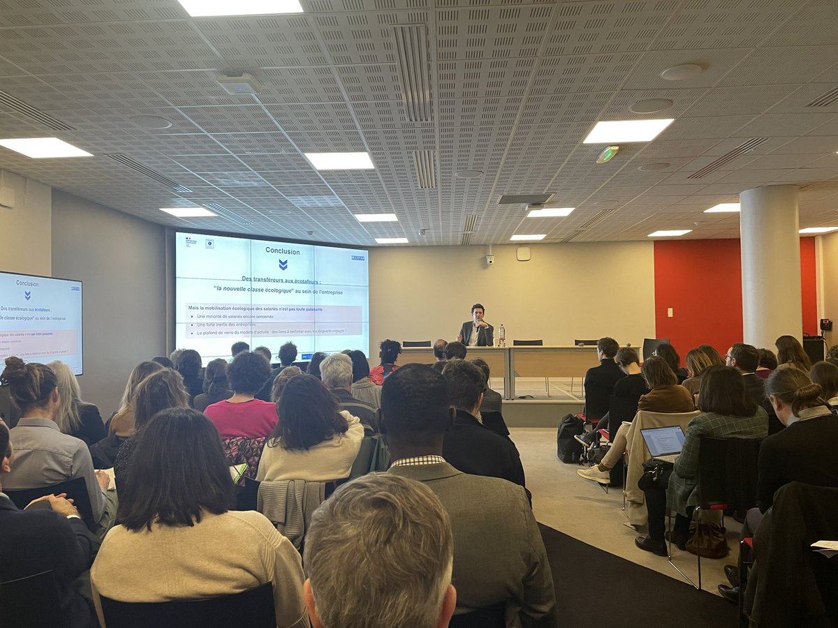 ObsRSE's tweet photo. Restitution de l'étude #Ecotaf de l'@ademe à la @caissedesdepots ce matin sur la mobilisation #écologique des salariés ! Avec Gaëtan Brisepierre, sociologue, des collectifs, des entreprises.
L'@ObsRSE est fier d'être partenaire de cette étude dispo sur https://t.co/L7wwY5wmcB https://t.co/FvpjoyUw48