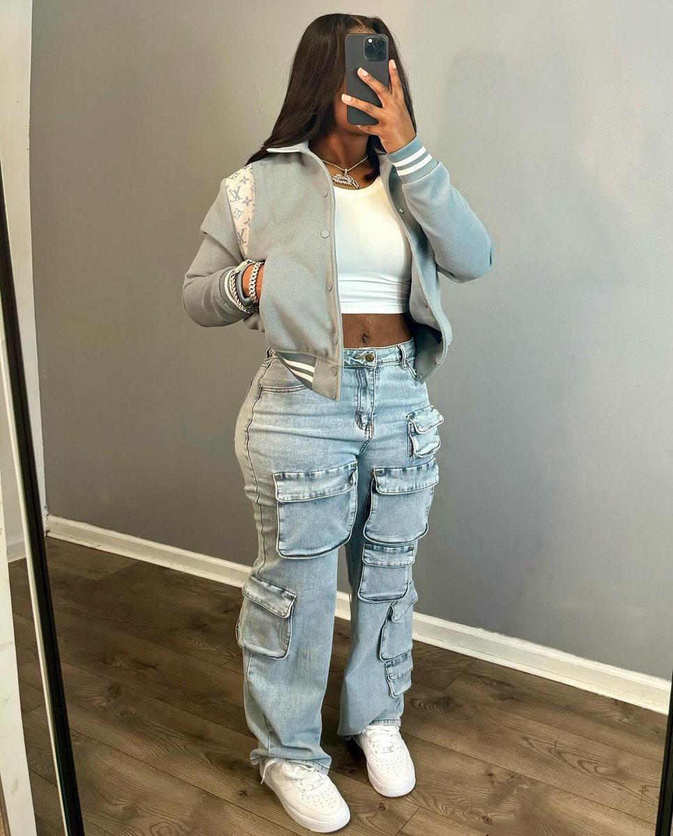 Radiance_fash's tweet photo. "Upgrade your cargo pants collection with multi-pocketed jeans trousers designed for women." Now Available!!! 
Shop Now>>https://t.co/qC9c4ydPV2

#Trendings #fashion #OOTD #outfits #pants https://t.co/K2srHxZ4WC