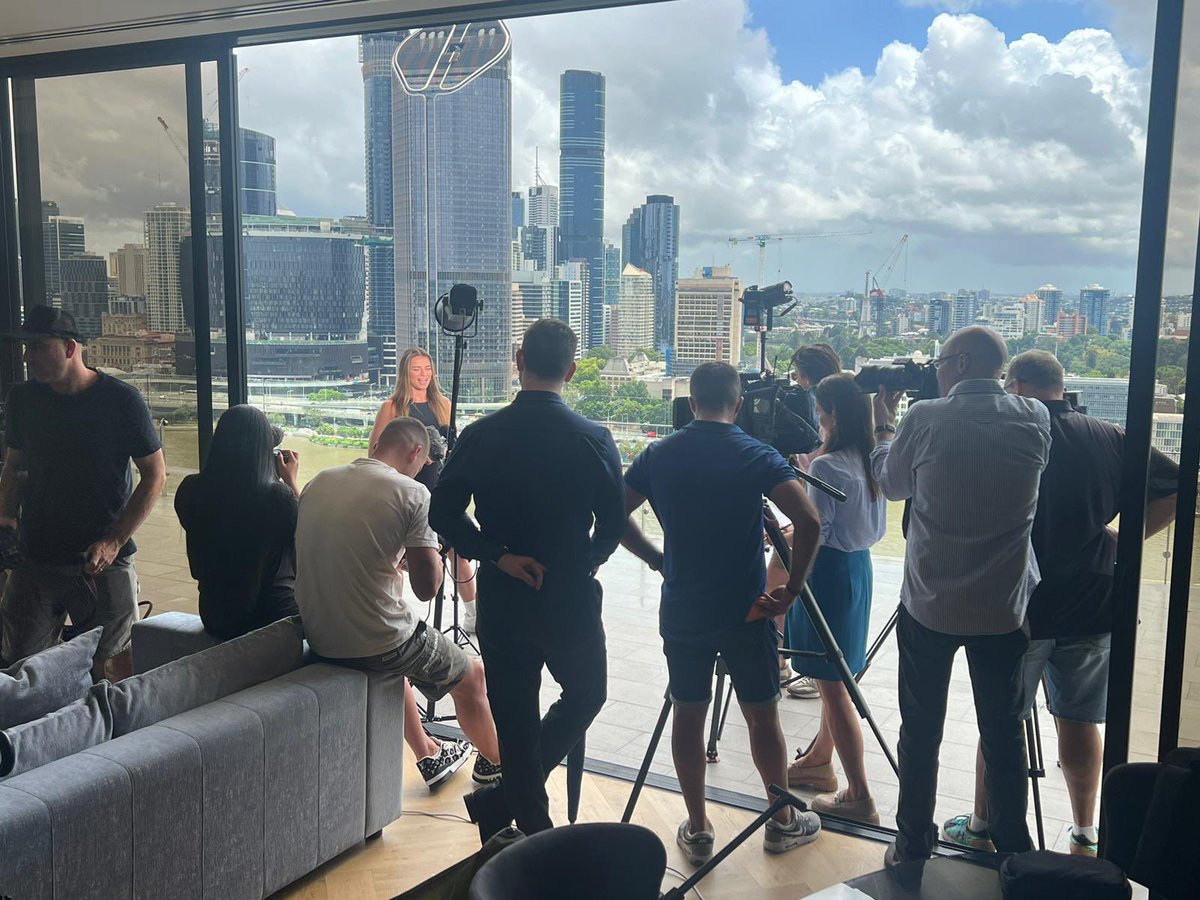ve_mgmt's tweet photo. Skye Nicolson speaks to media in Brisbane today about bringing her World Title fight to Australia 🇦🇺

🗣️ “To bring the biggest female fight to ever be on Australian soil would be massive” @skyebnic 

@MatchroomBoxing @EddieHearn 

#NicolsonMahfoud #WBC #Boxing https://t.co/bcCCpTsR2t