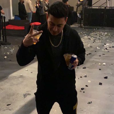 LuisTeletor's tweet photo. #NewProfilePic https://t.co/OwYEOmW3eO