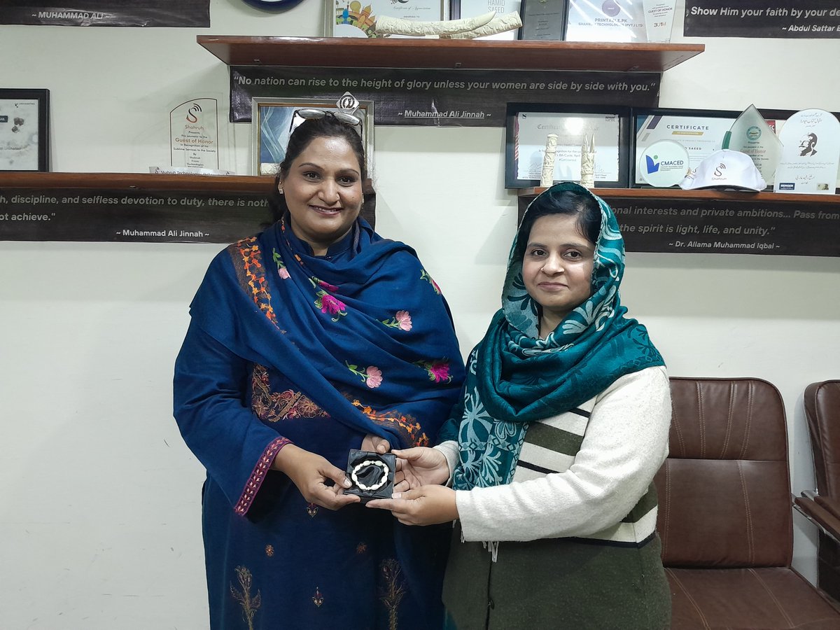 Shahruh_com's tweet photo. Thrilled to have Mariam Khan , Executive Director of Community Development Foundation (Pak), at Shahruh Office!
Exploring future collaborations to make a positive impact. 
#CollaborationInAction #CommunityDevelopment #ShahruhPartnerships #beshahruh #CreatePositiveImpact https://t.co/Mak13cD4Xd