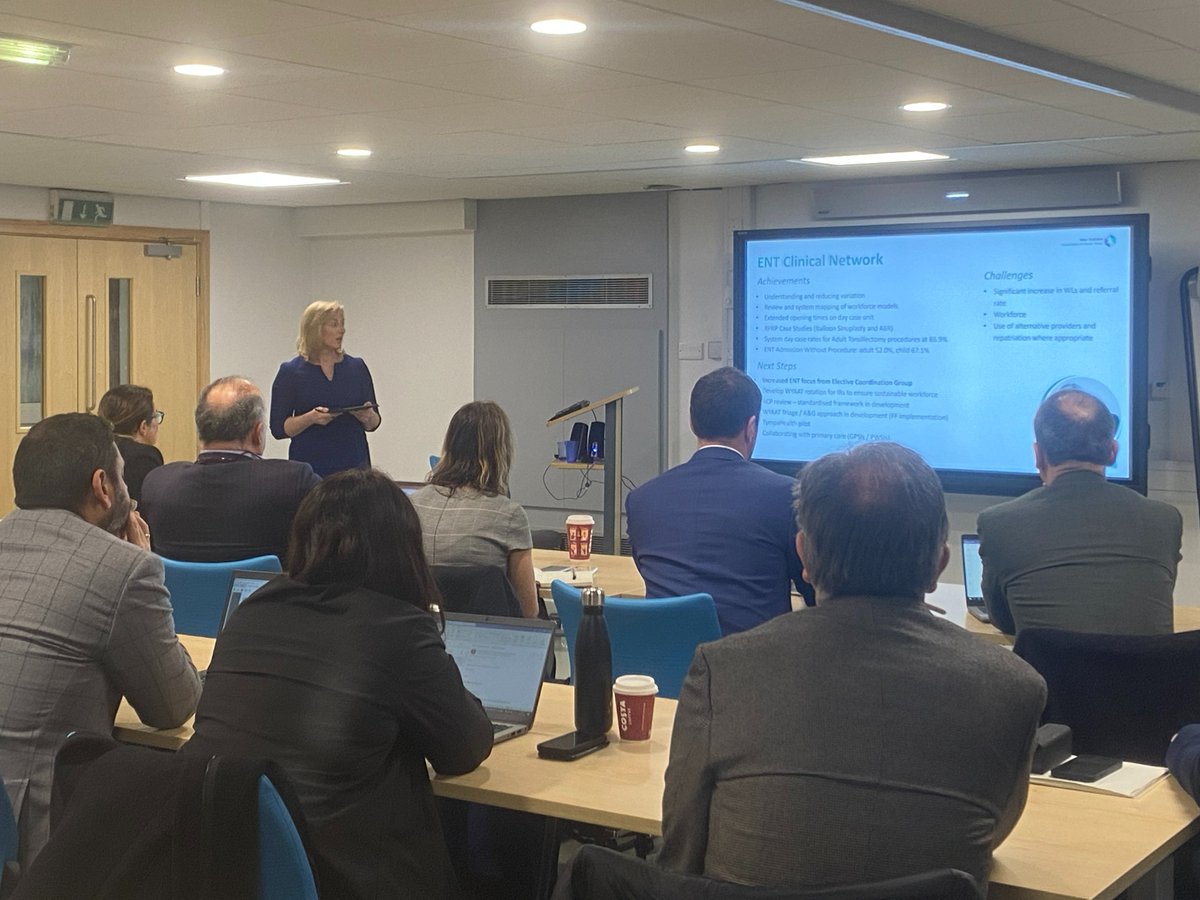 Professor Tim Briggs, Chair of <a href="/NHSGIRFT/">Getting It Right First Time (GIRFT)</a> and <a href="/NHSEngland/">NHS England</a>'s National Director for Clinical Improvement joined #WYAAT colleagues this week to review our #ElectiveRecovery programme, including our clinical networks, focusing on GIRFT guidance, key metrics and the year ahead.