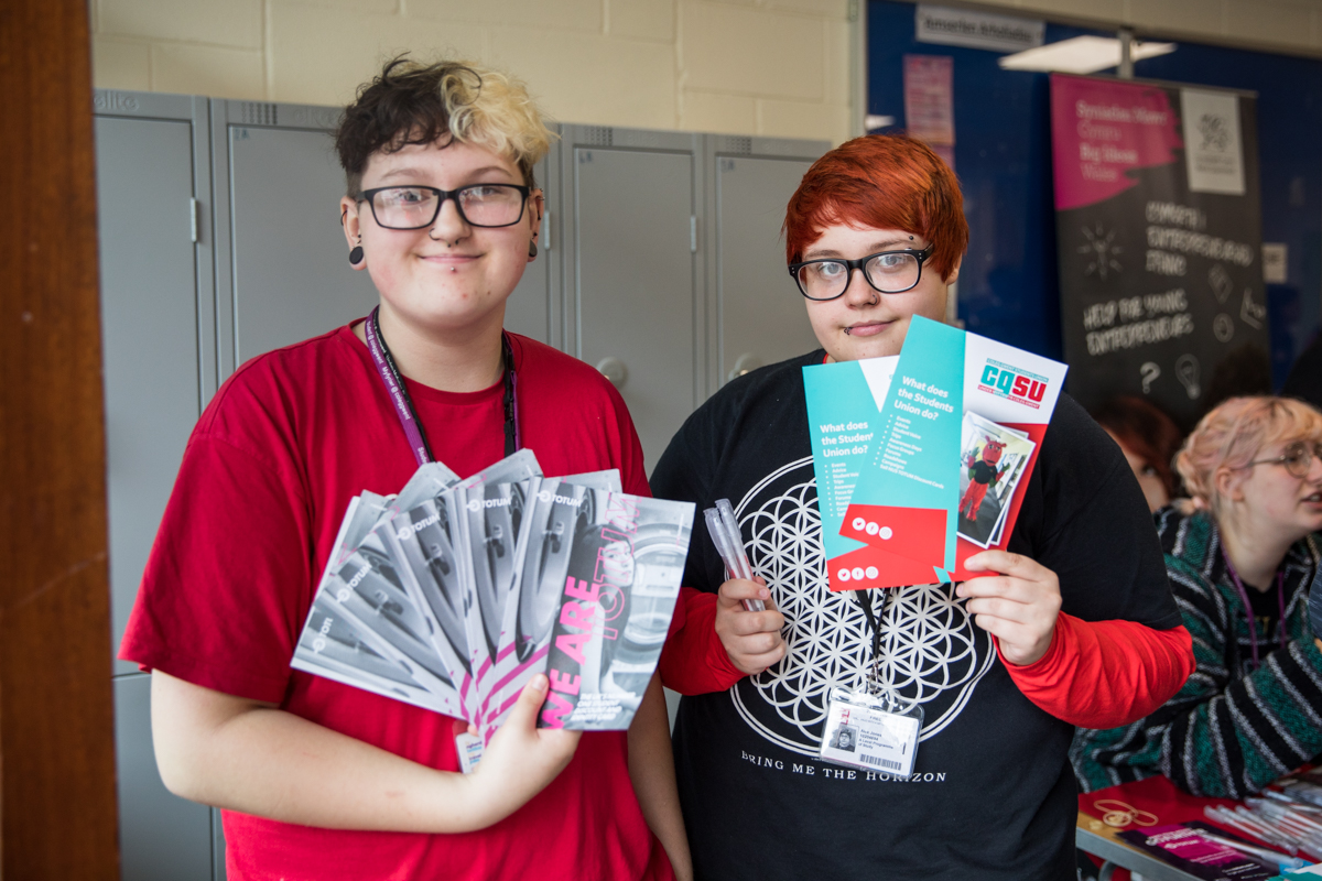 There’s more to #student life than what you learn in the classroom 😀 There’s always plenty going on at our campuses, from events, clubs & sports to the Students’ Union, enterprise activities & #Worldskills competitions 🥇 Apply now & get involved: coleggwent.ac.uk/life-at-coleg-… 🏉
