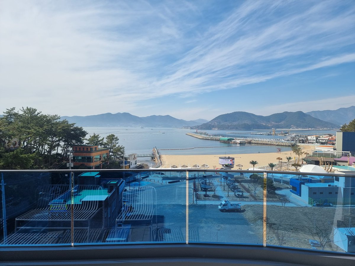daemul123's tweet photo. 내 가치를 알아보는 단 한사람에게
내 모든걸 투자할거에요

우리 애기의 미래는 내가 만들테니
애기는 모든걸 나에게 맡겨요

#로방트 #대디 #리틀 https://t.co/E08KdUu5ta