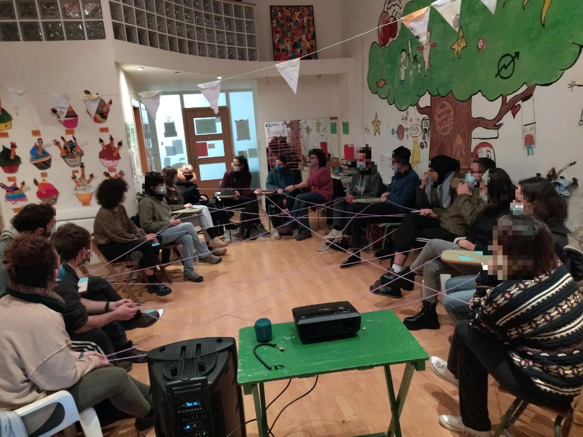 EPBalafia's tweet photo. 🟢 Treballem, des de fa 4 cursos, per oferir activitats relacionades amb el lleure i l'alfabetització. https://t.co/d0lexGVJqu