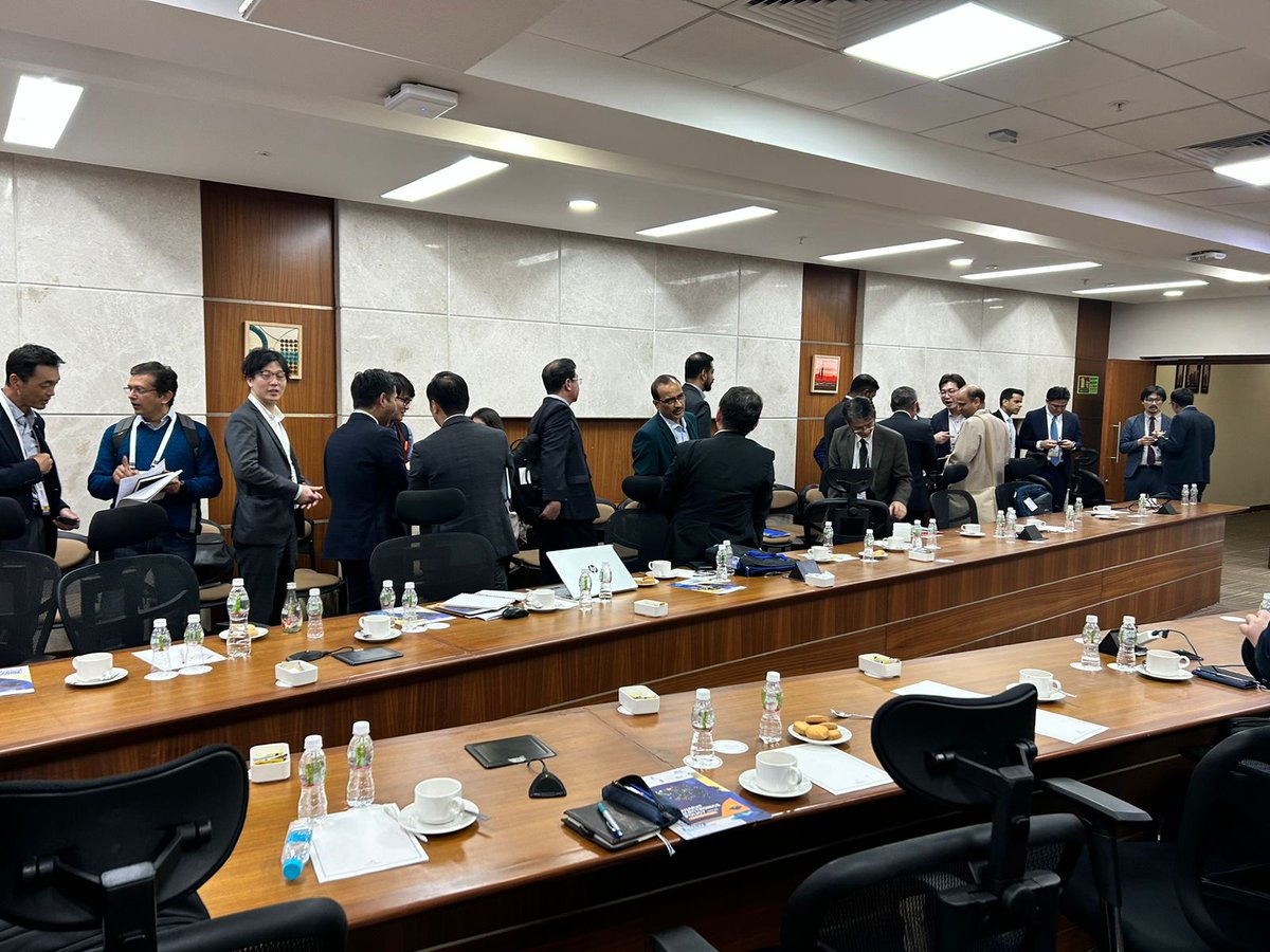 Exciting Milestone in #Indo-Japanese Collaboration! ICEA had successfully organized an exclusive B2B meeting between Indian and Japanese business leaders in the #electronics and #semiconductor domain. This momentous event took place during @VibrantGujarat Summit 2024 at Mahatma