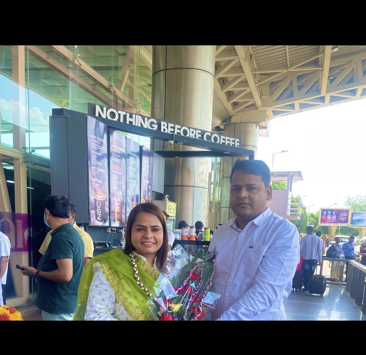 Gopalmeena_'s tweet photo. Happy birthday 
@AmrritaDhawan 

@RakeshMeena_ @Gopalmeena_ https://t.co/I8xXBH5uEZ
