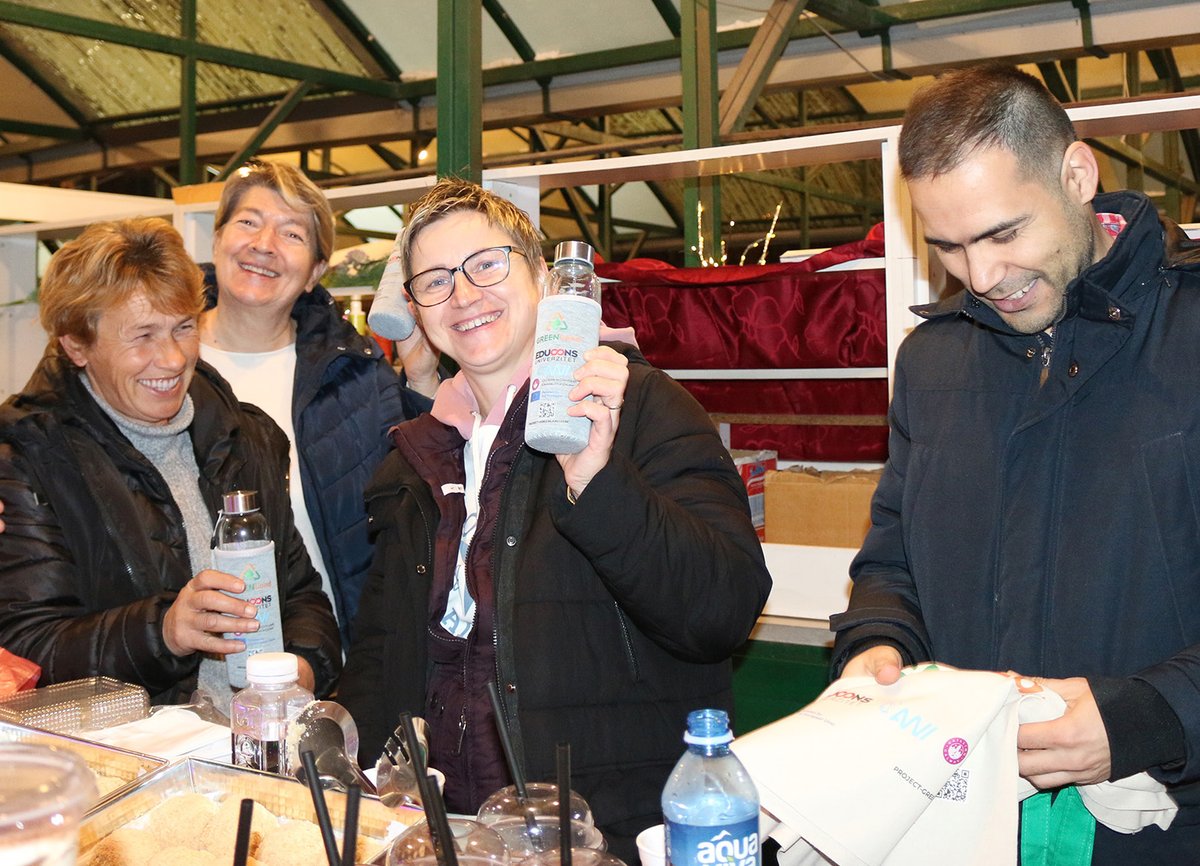 Proj_GREENLand's tweet photo. On December 30, 2023, Dr. Simonida Vukadinović and Nemanja Brkljača presented Project GREENLand at the Fenseraj Ukusa food festival held at Detelinara market in Novi Sad, Serbia.
Read more at: https://t.co/Ha8CjS5WIQ
#GREENLandProject #HorizonEurope #microplastics https://t.co/PDDNyqj4dI