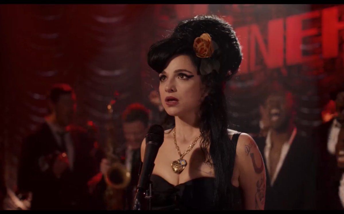 perfectcelebrty's tweet image. no matter how much you try and recreate real shots, the movie is doomed to fail if the lead actress bears NO resemblance to the person being portrayed and is fucking up the voice and the accent AND isnt singing live imitating her and instead only lipsyncing to studio recordings