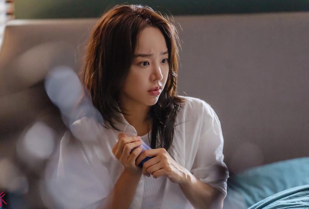 Shinhs83i's tweet photo. 피지컬 잘생쁨 정석 ��

#신혜선 https://t.co/4ZBgvFYpoX