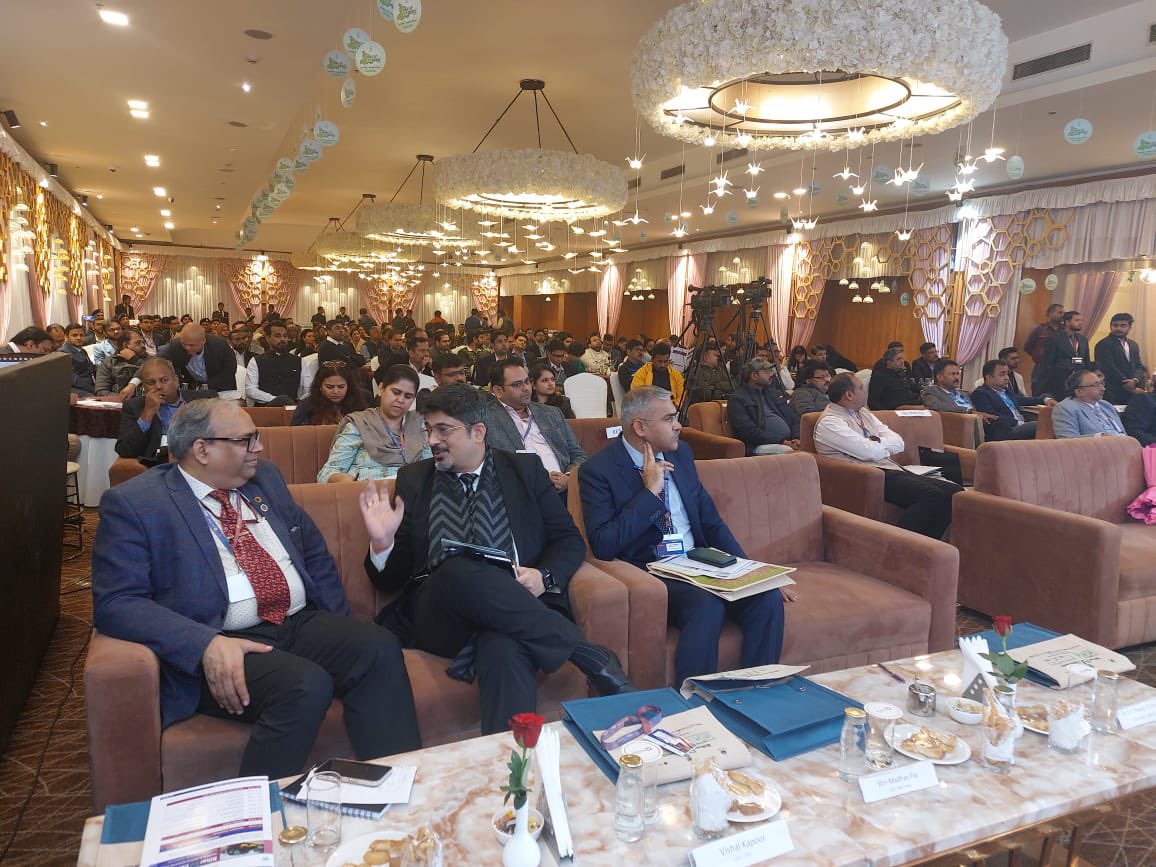 UKinKolkata's tweet photo. We are looking forward to a long term UK-Bihar partnership and sharing best practices.
#BiharEVConclave
(2/2) https://t.co/HNfVBoTjll
