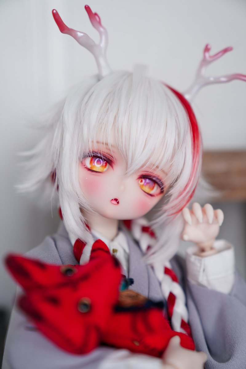LittleladyMU's tweet photo. 🎊フォロワー様8000名記念プレゼント企画

【ボークス社 DDH-27 カスタムヘッド SW肌】＋【アイ】＋【龍の角】
計1名様へ抽選でのプレゼント🎁

締め切りは1月18日です

詳細は画像の応募方法をお読み下さい✨
※送料は当選者様ご負担です🙇‍♀️

ご参加くだされば嬉しいです！宜しくお願いします☺️ https://t.co/uZm0hsHhxC