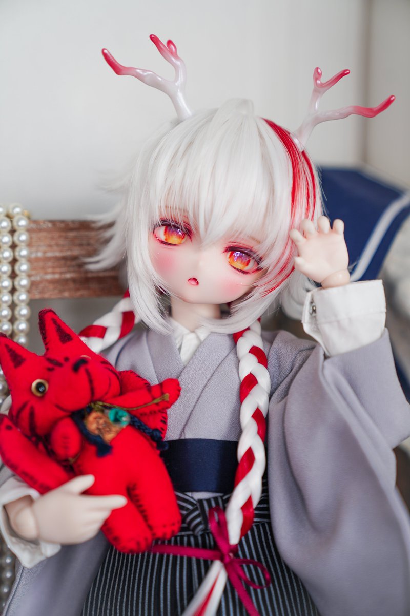 LittleladyMU's tweet photo. 🎊フォロワー様8000名記念プレゼント企画

【ボークス社 DDH-27 カスタムヘッド SW肌】＋【アイ】＋【龍の角】
計1名様へ抽選でのプレゼント🎁

締め切りは1月18日です

詳細は画像の応募方法をお読み下さい✨
※送料は当選者様ご負担です🙇‍♀️

ご参加くだされば嬉しいです！宜しくお願いします☺️ https://t.co/uZm0hsHhxC