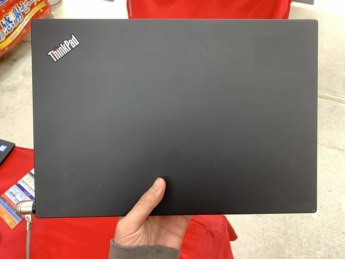 PCcomfullAKB4's tweet photo. 今週の秋葉原4号店限定セール!
①【ThinkPad T490】
2019年発売の14インチモバイル!抜群の処理性能に、うれしいメモリ16GB入り💕
さらに、IPSのFullHD液晶搭載✨豊富なインターフェースにスマートなType-C充電🔋
メモリ増設まで出来る、欲しいが詰まった1台☝️
10台限定!
#Lenovo #ThinkPad #T490 https://t.co/M0i4HW5ZdL