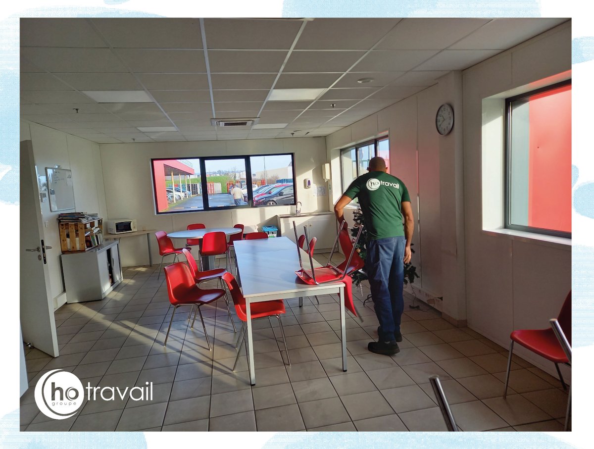 Hotravail's tweet photo. > Nettoyage des sols, bureaux et locaux sociaux des entrepôts Auchan et Sofrilog à Blanquefort https://t.co/6yKobZg0FF