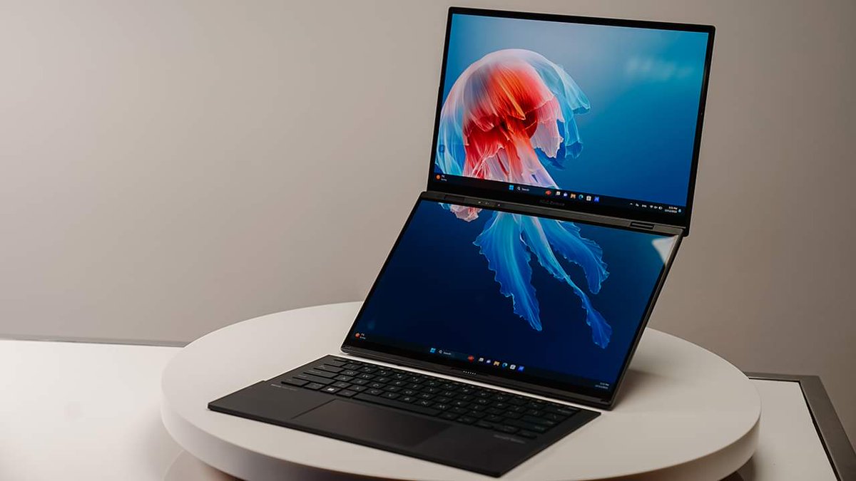 jreq_tech's tweet image. The new ASUS ZenBook Duo (2024) is the world’s first ultraportable laptop with two 14-inch 3K 120Hz OLED touchscreen displays.

Priced at 1.5k USD, I think I found the laptop I actually want to buy for productivity on the go!

#CES2024