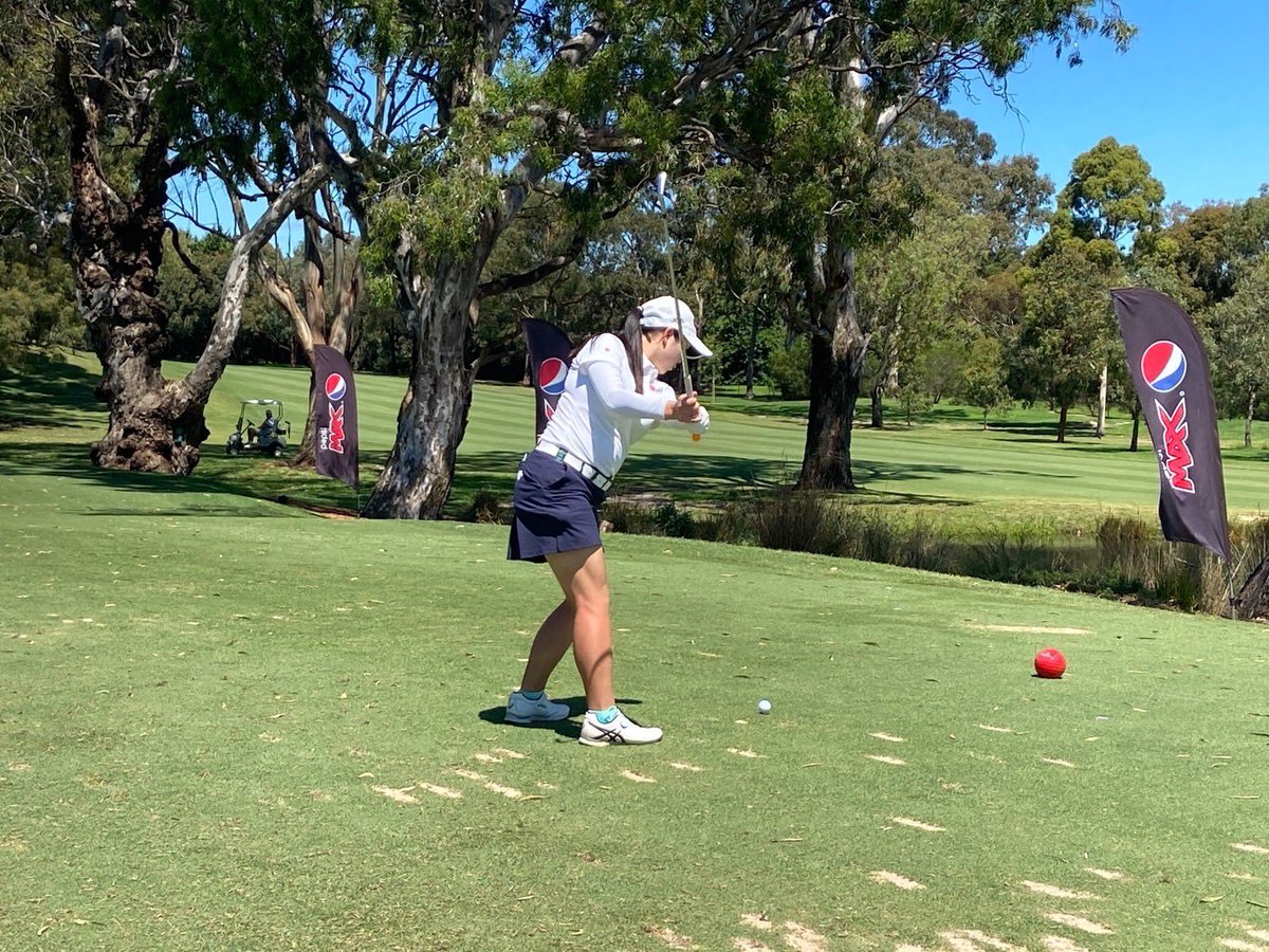 JGAofficial's tweet photo. /
第3ラウンド終了📣‼️
Australian Master of the Amateurs
\
1/11【 Round3 】
男子チーム🏌🏻
T10 本大志 -5
MC 岩井光太 +2
MC 小林匠 +3
女子チーム🏌🏻♀️
T5 藤本愛菜 -2
T24 飯島早織 +7
T33 新地真美夏 +9
⛳️スコア速報
🔗 https://t.co/ZYgzxgwE08
#amota
#amota2024
#JKG
#JGA https://t.co/e4jSqAjNog