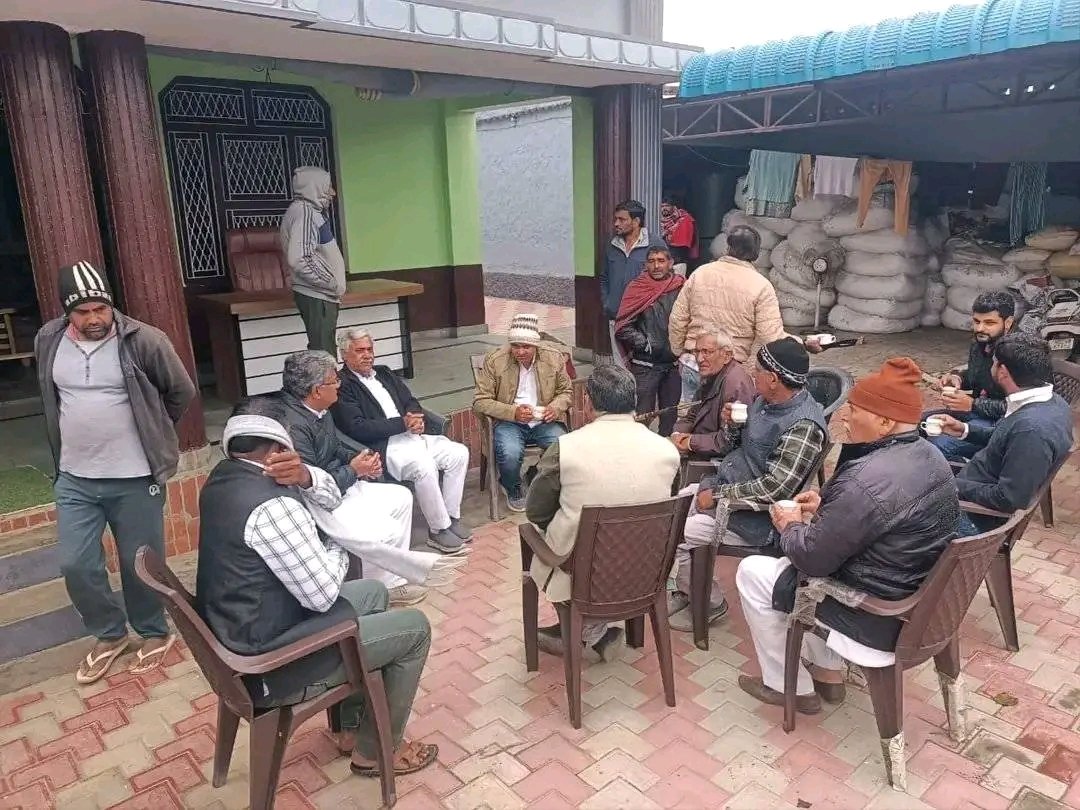 Sameer_Loharu's tweet photo. 30.12.2023 को खण्ड लोहारू के गाँव ढाणी श्यामा, ढाणी रहीमपुर, सुखदेव सिंह का बास, जगरामबास, हाजमपुर, फार्टिया ताल आदि में कांग्रेस पार्टी की जन हितैषी नीतियों के बारे में बताया तथा कांग्रेस पार्टी के समर्थन में वोट देने की अपील भी की। https://t.co/tEbCGvWtbw