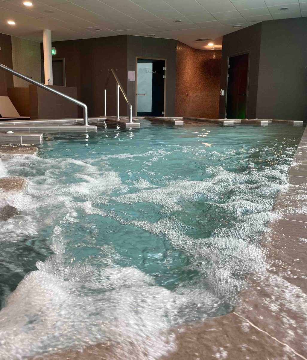 Remember to take some ‘me-time’ 🧖‍♀️ 

January is a busy time of year, but we’ve got the perfect way to unwind 😌 

Drift away in our hydro pool, warm up in the sauna or enjoy a relaxing treatment 💆‍♀️

Click the link below to learn more 👇

achievelifestyle.co.uk/our-centres/ot…