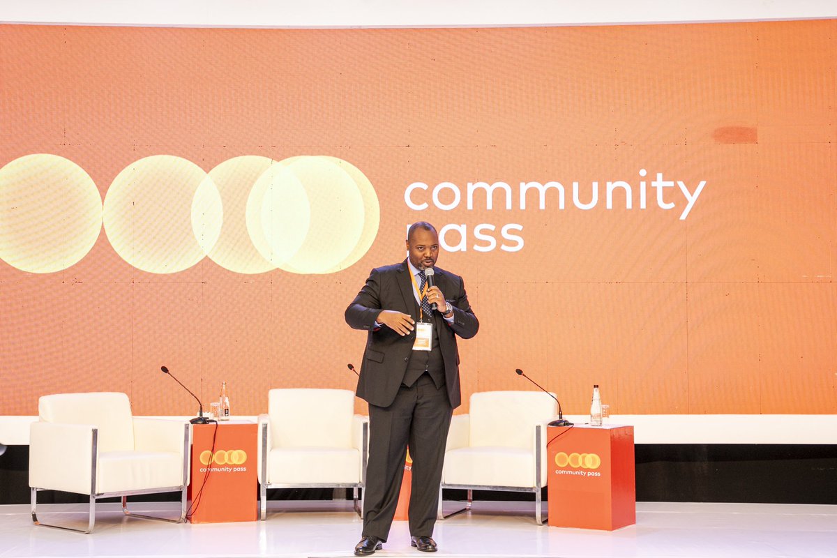 UgEquityBank's tweet image. While speaking at today’s unveiling of the Equity bank financial card with #CommunityPass our MD Anthony Kituuka said, “Through this card, Equity will reach previously excluded groups such as farmers, small-scale traders, and any other partners within the value chain to provide…