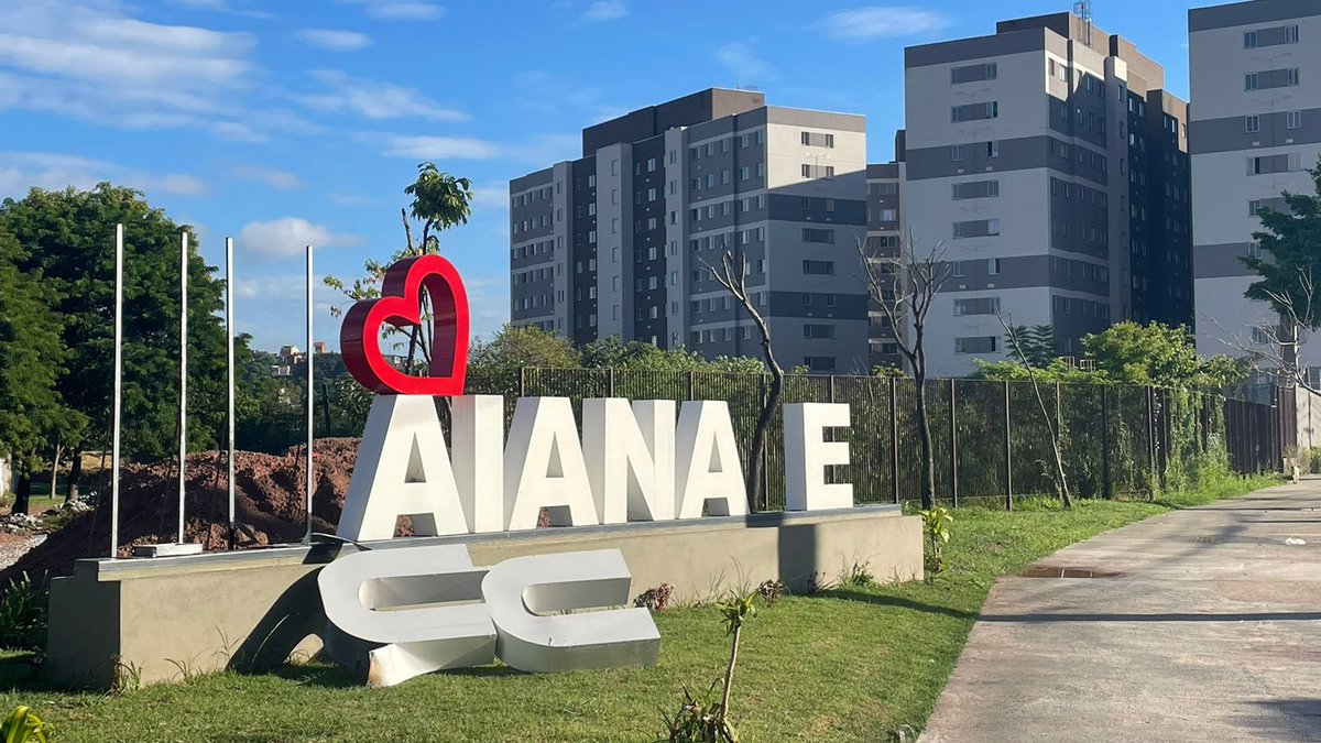 Wanderso1991's tweet photo. Bom dia, foi instalado não faz 2 meses olha a situação que se encontra, roubaram quase todos o letreiro.@sabinasimonato
EU AMO GUAIANAZES https://t.co/nNEkMCKdcK