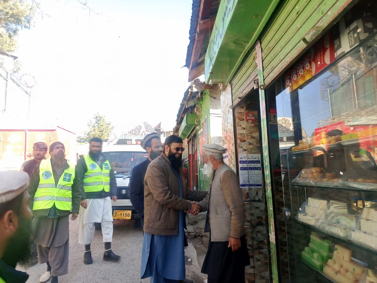 Talhasohailpmml's tweet photo. الیکشن 2024 ۔۔۔۔ تیاریاں عروج پر الیکشن مہم کے سلسلہ میں
پاکستان مرکزی مسلم لیگ کے نامزد امیدوار *حلقہ PK 43* سردار محمد مرتضی ہزاروی نے کالاباغ بازار کا وزٹ کیا ۔تاجر برادری نے بھرپور حمایت کا اعلان کیا
#PMML #Abbottabad #Galyat #Elections2024 #Vote4Chair https://t.co/6dlV1L9zVK